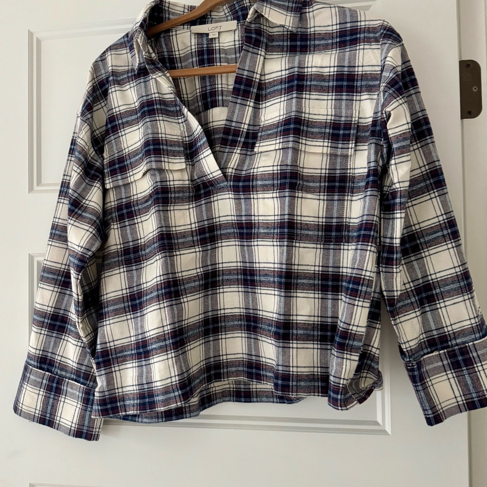 Plaid V-Neck Shirt